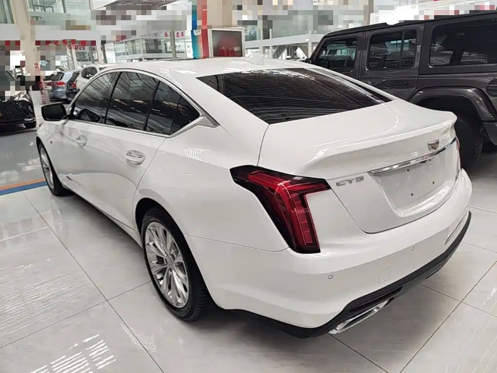 Cadillac CT5 — миниатюра 5