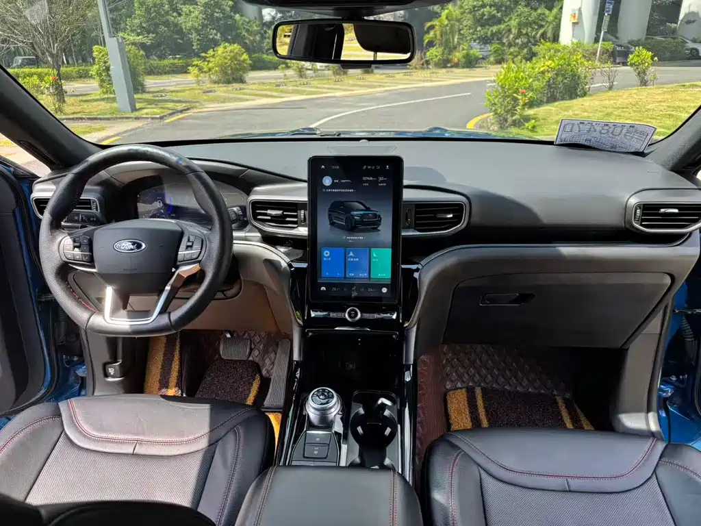 Ford Explorer — миниатюра 9