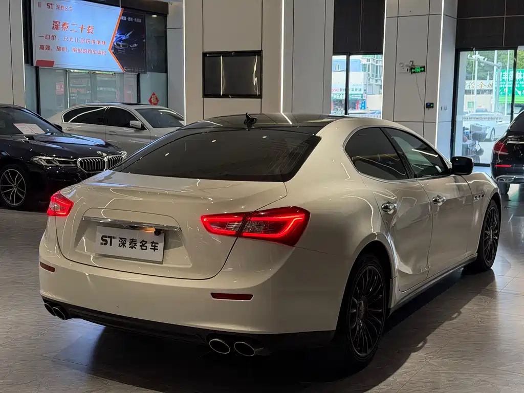 Maserati Ghibli — миниатюра 6