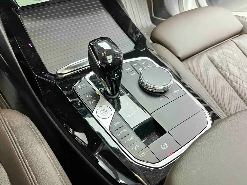 BMW X3 — миниатюра 12