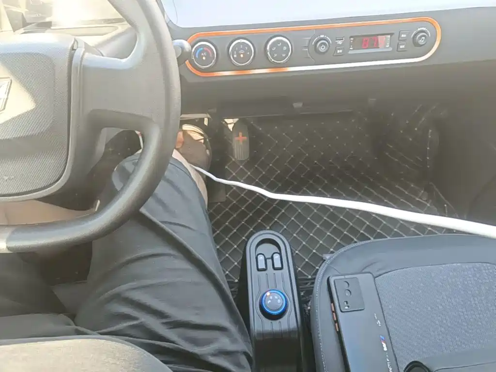 Wuling MINIEV — миниатюра 14