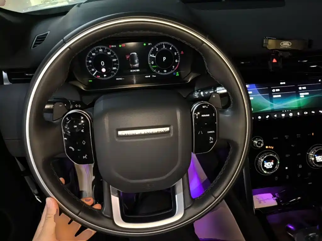 Land Rover Discovery Sport Hybrid — миниатюра 11