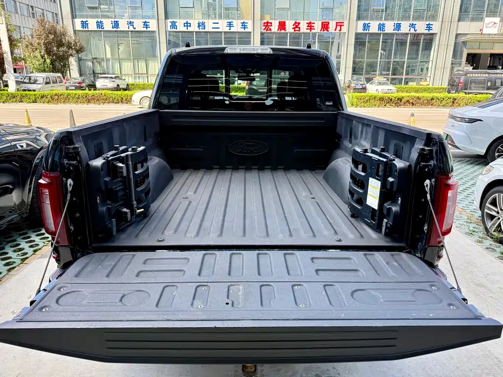Ford F-150 Raptor — миниатюра 30