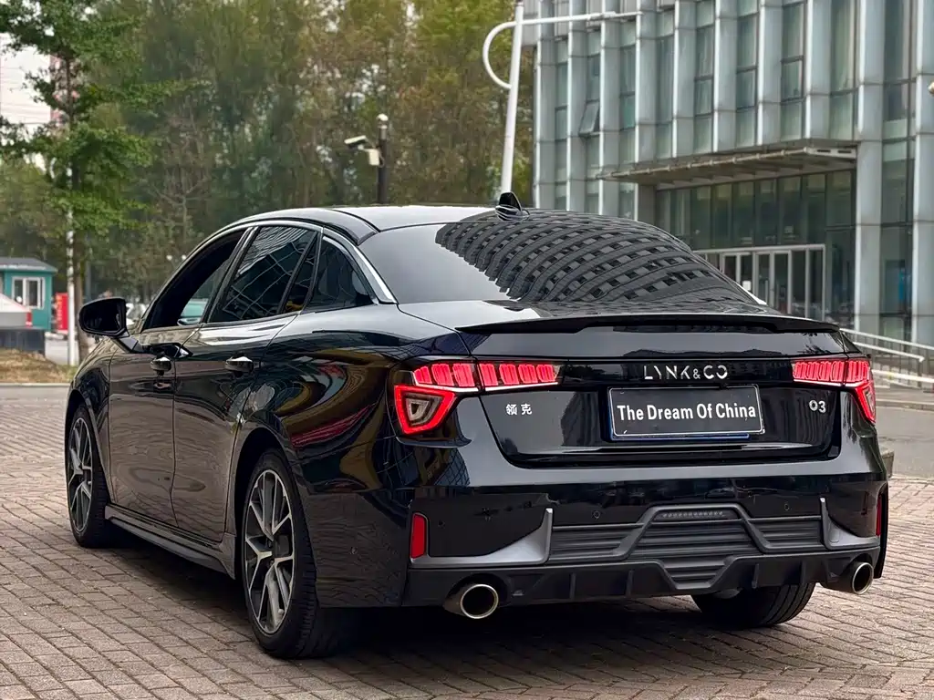 Lynk & Co 03 — миниатюра 9