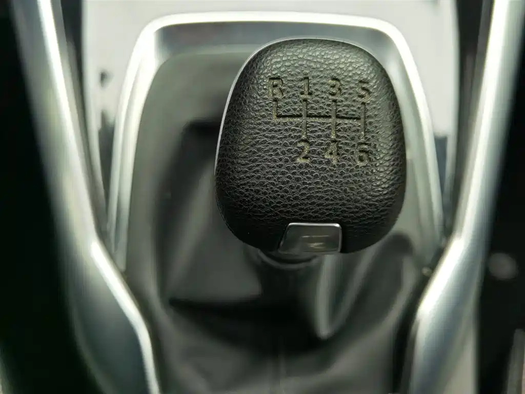 SAIC MAXUS CHASE G50