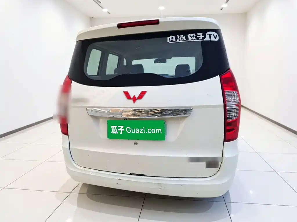 Wuling Hongguang — миниатюра 5