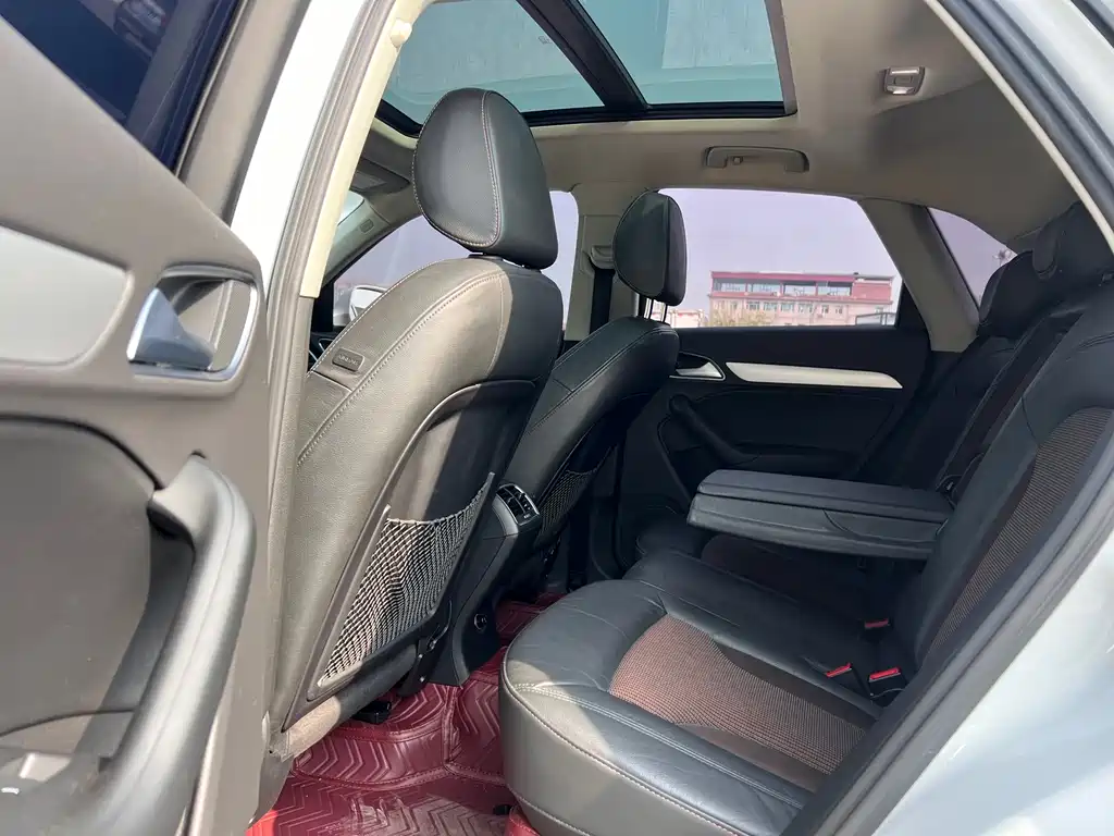 Audi Q3 — миниатюра 12