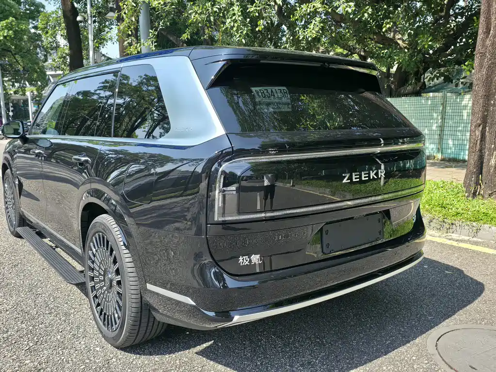 Zeekr 9X — миниатюра 11