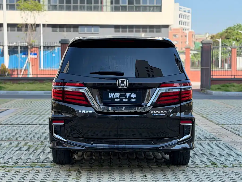 Honda Elysion — миниатюра 8