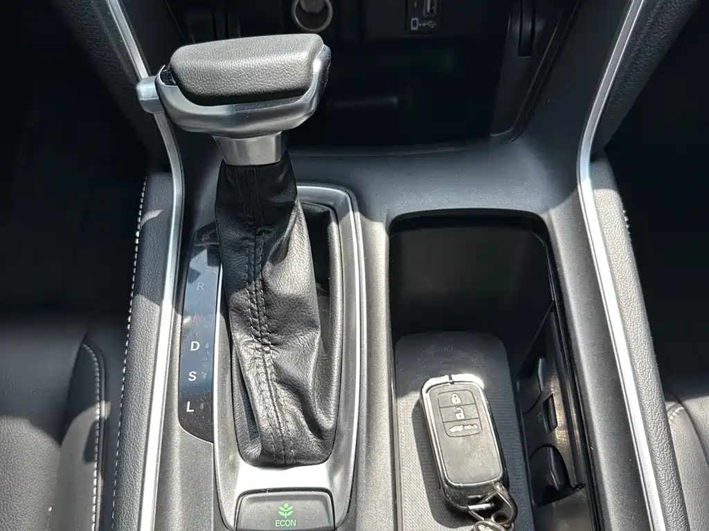 Honda Inspire 260TURBO Exquisite Edition, фото 16