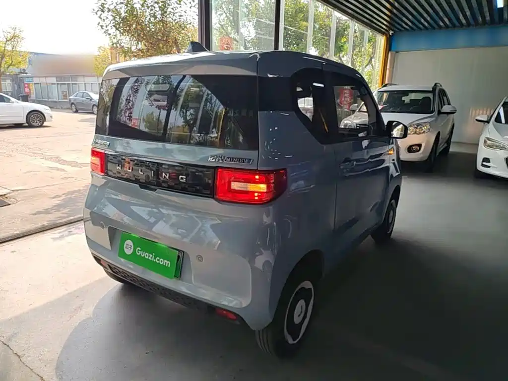 Wuling MINIEV — миниатюра 7