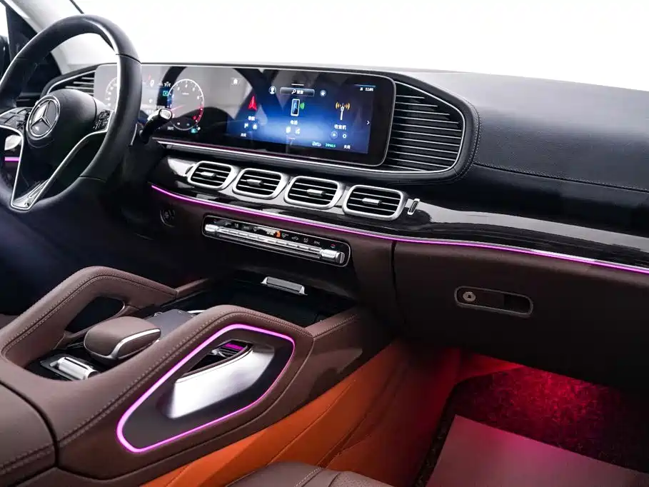 Mercedes-Benz GLE (Import) — миниатюра 25