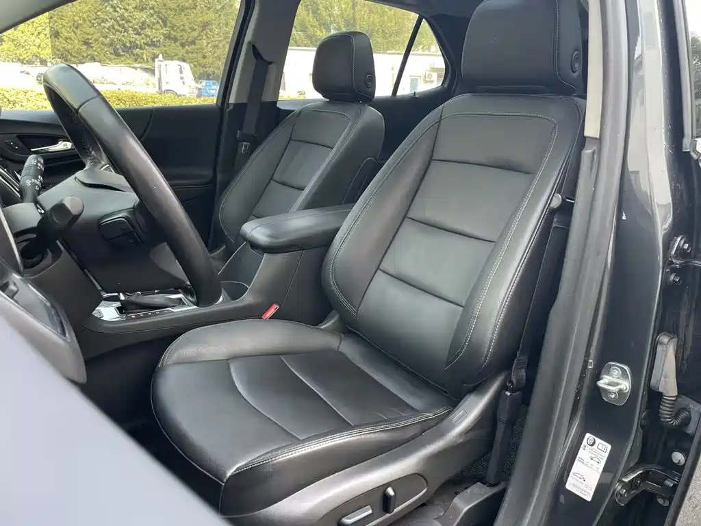 Chevrolet Equinox — миниатюра 6