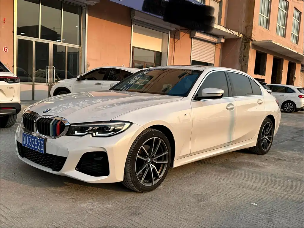 BMW 3 Series 2022