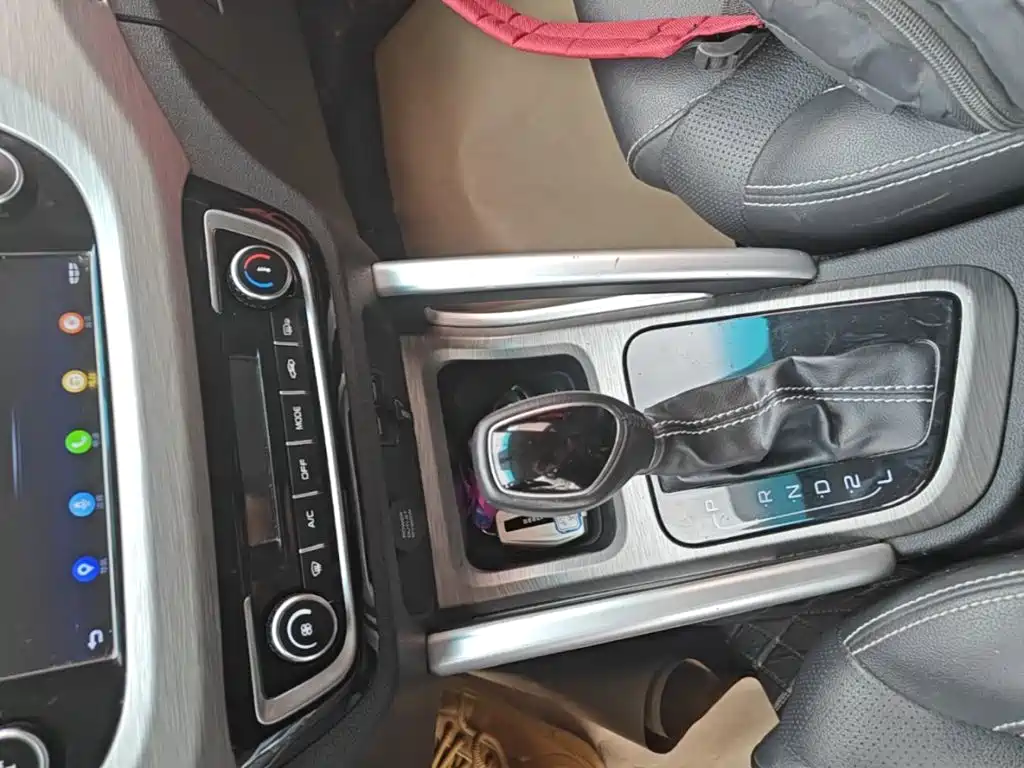 Geely Vision X3 — миниатюра 14