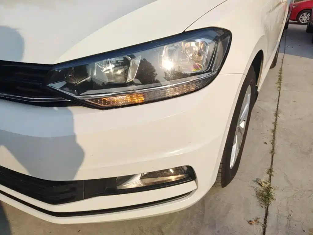 Volkswagen Touran — миниатюра 24