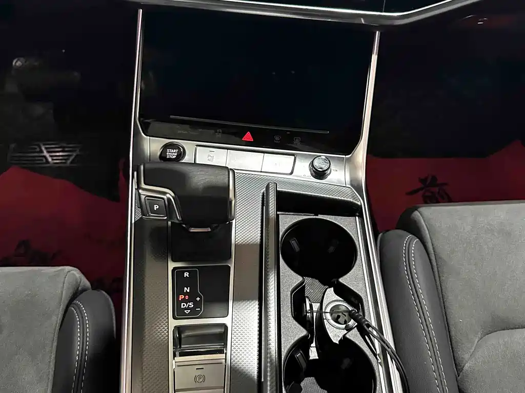 Audi A6L — миниатюра 11