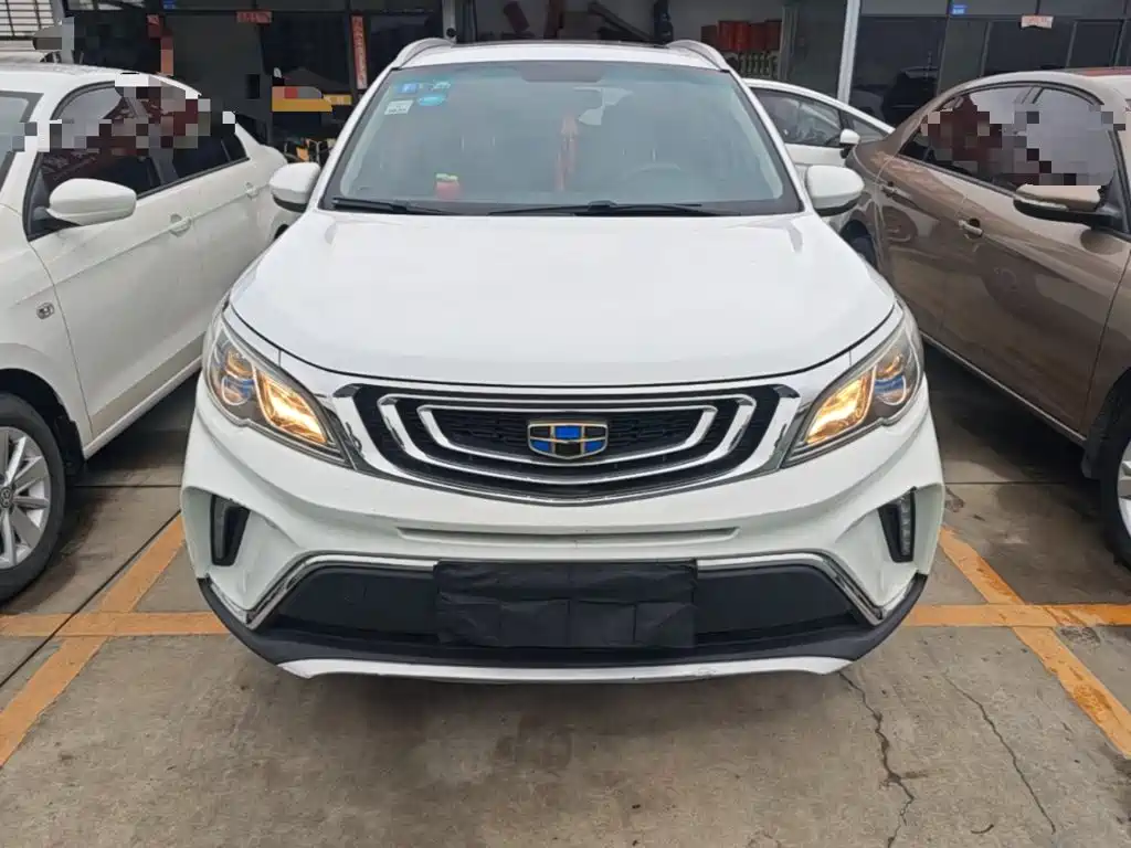 Geely Vision X3 — миниатюра 3