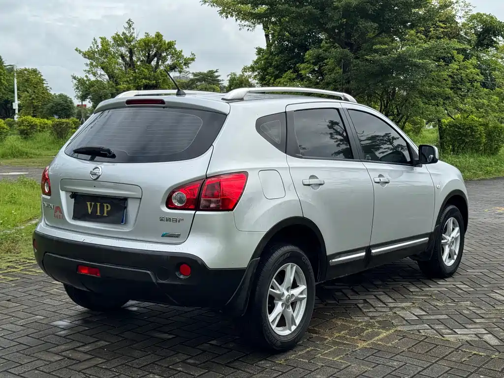 Nissan Qashqai — миниатюра 17