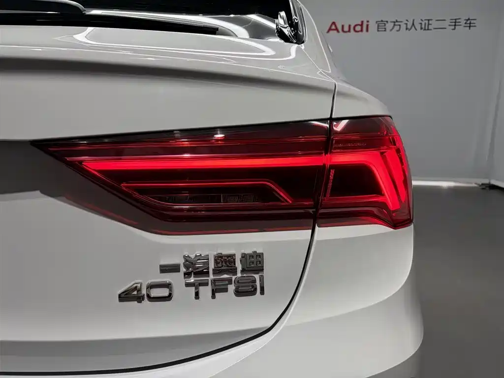 Audi Q3 Sportback — миниатюра 14