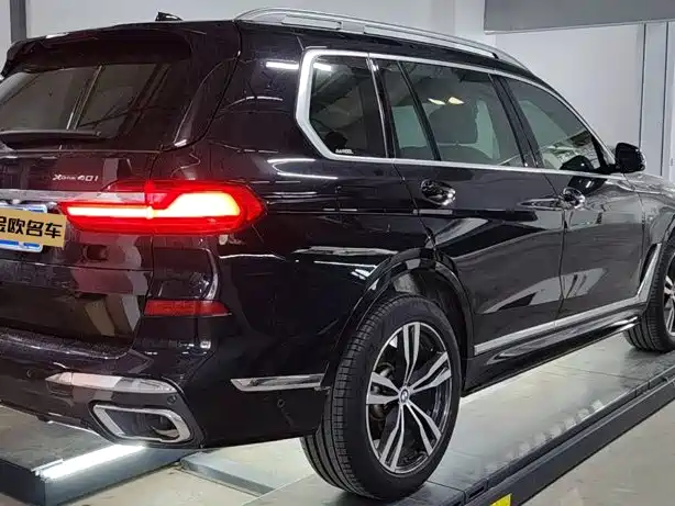 BMW X7 — миниатюра 3