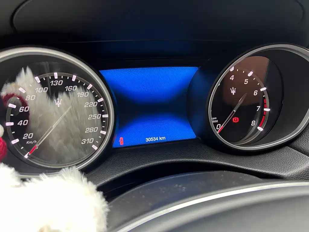 Maserati Levante — миниатюра 8