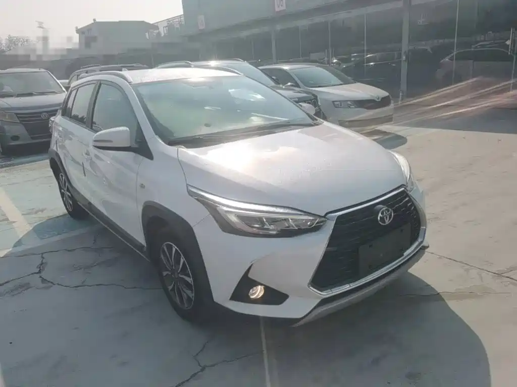 Toyota Yaris L — миниатюра 4