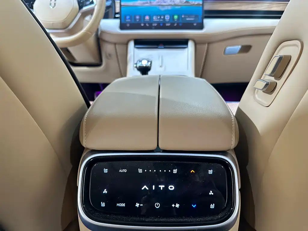 AITO AITO M7 — миниатюра 8