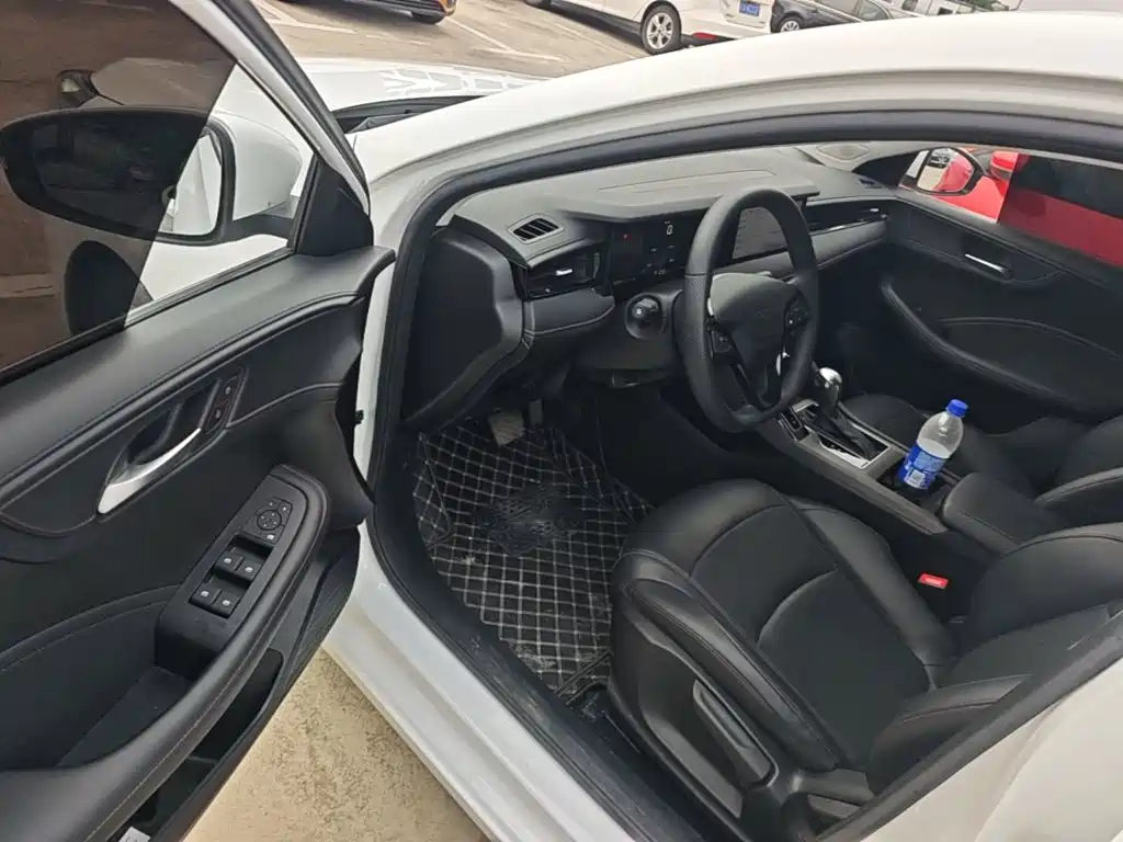 Roewe i5 — миниатюра 16