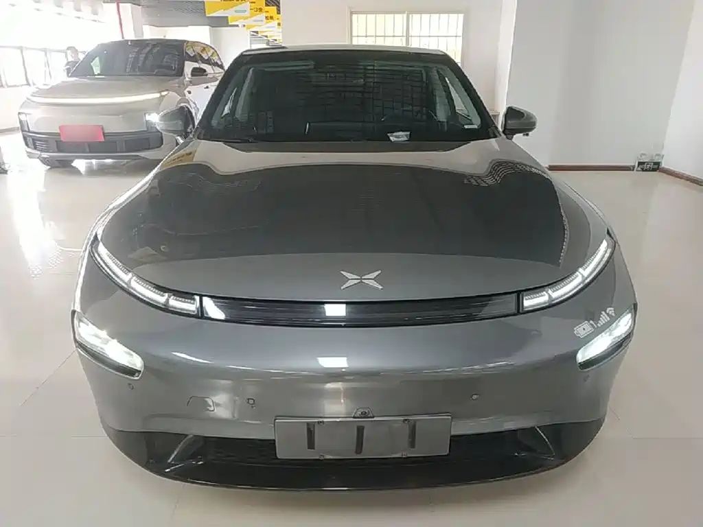 XPeng P7 — миниатюра 3