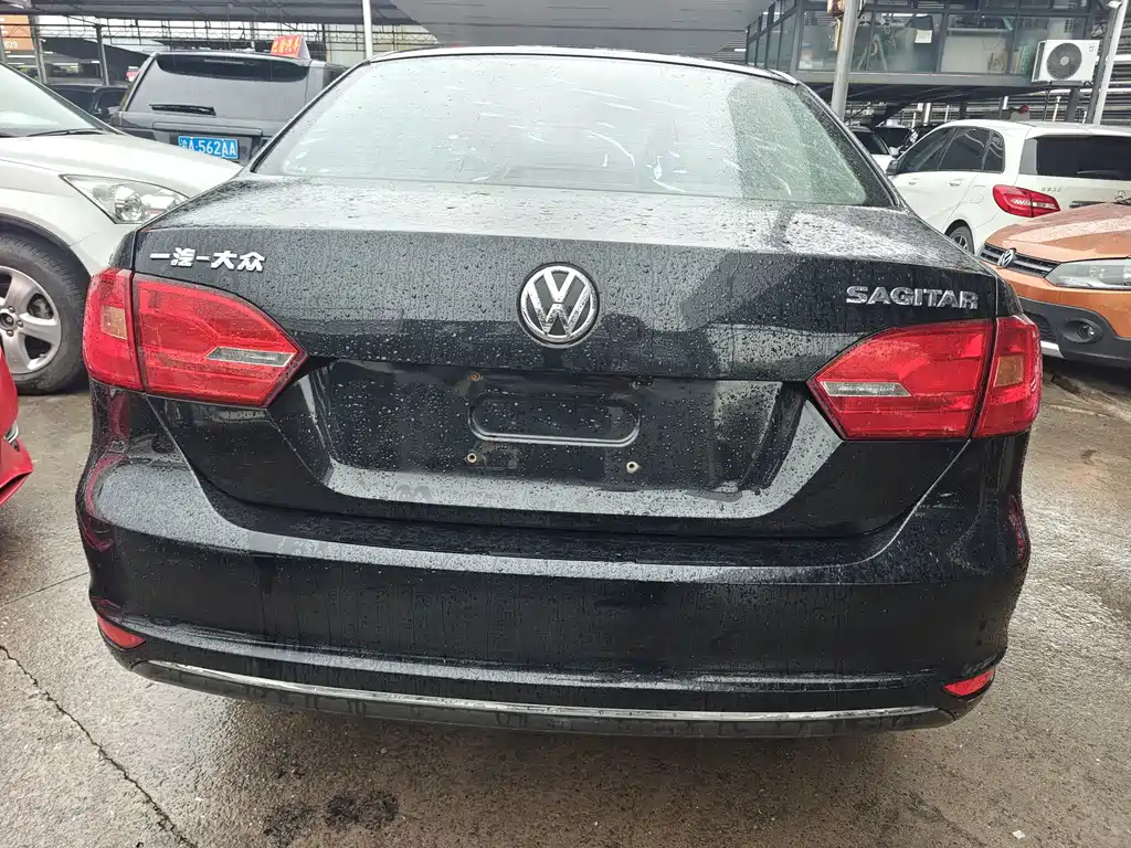 Volkswagen Sagitar — миниатюра 4