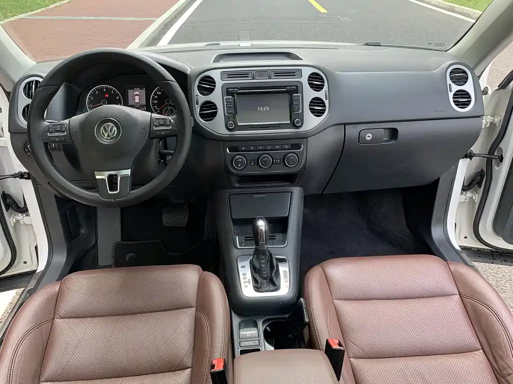 Volkswagen Tiguan — миниатюра 14