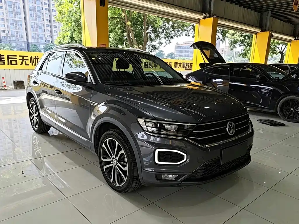 Volkswagen T-Roc — миниатюра 2