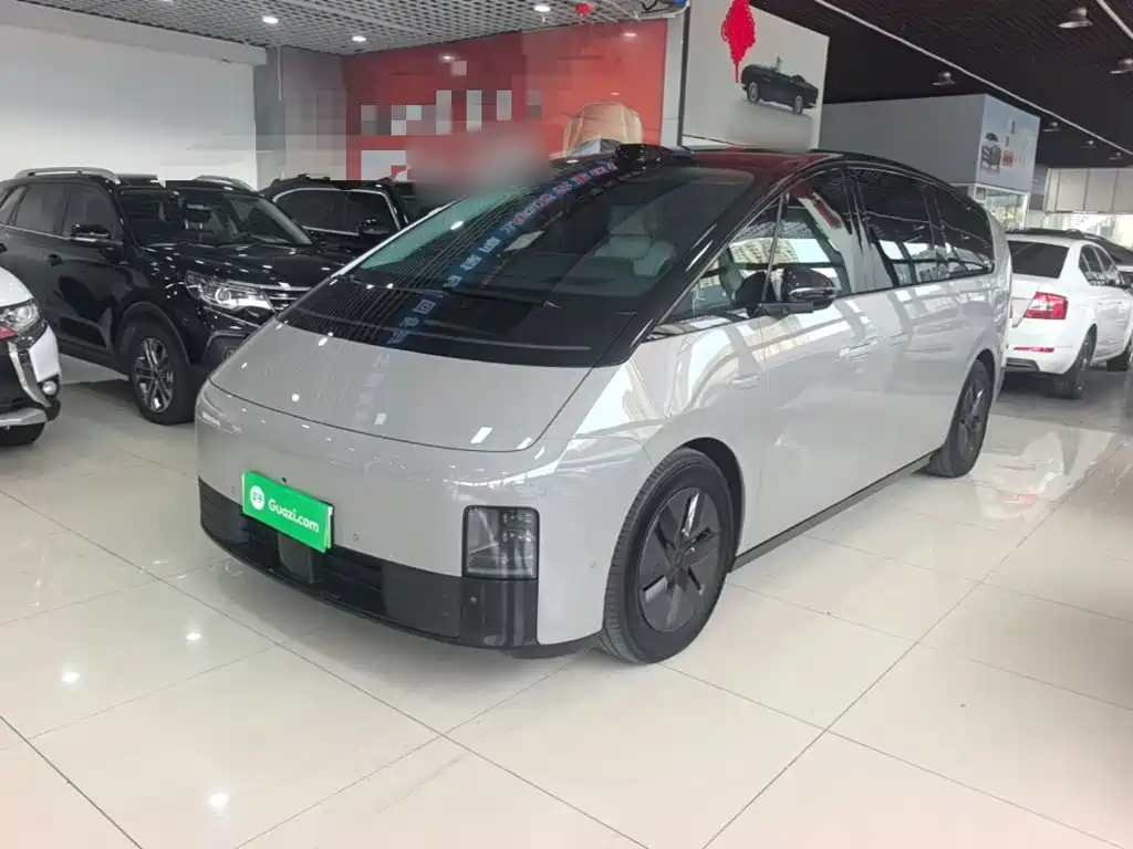 Li Auto Li MEGA