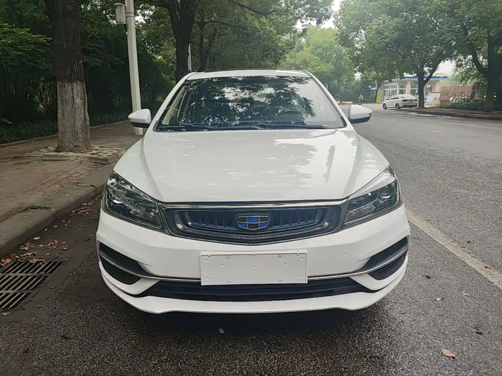 Geely Emgrand — миниатюра 3