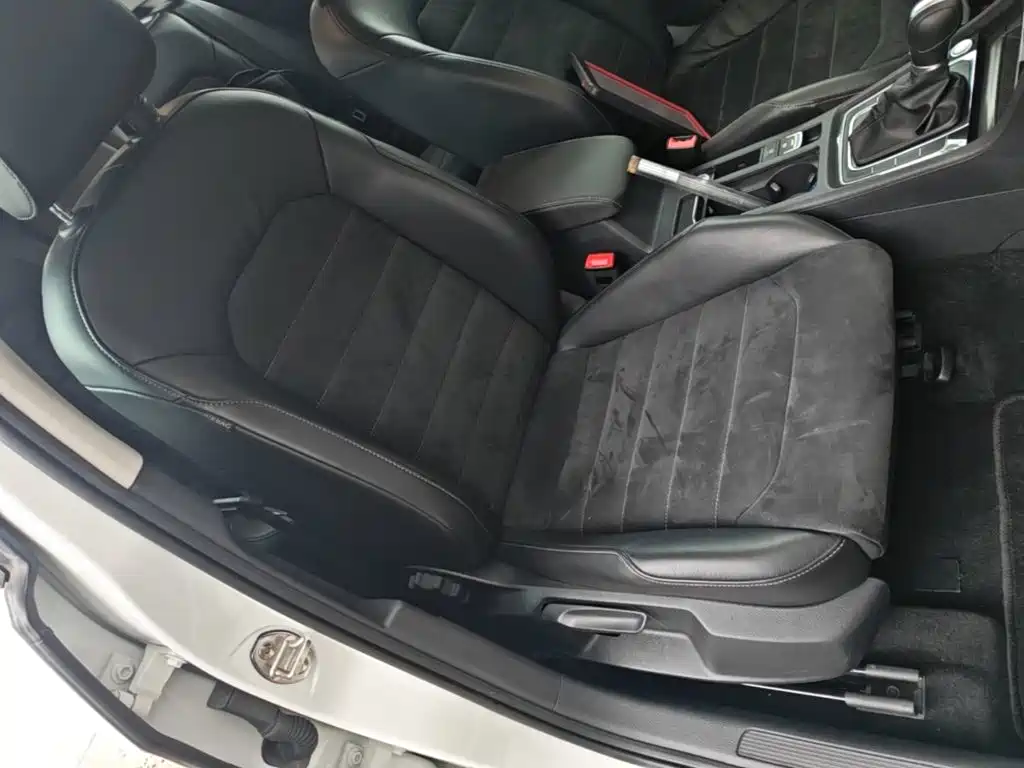 Volkswagen Golf — миниатюра 25
