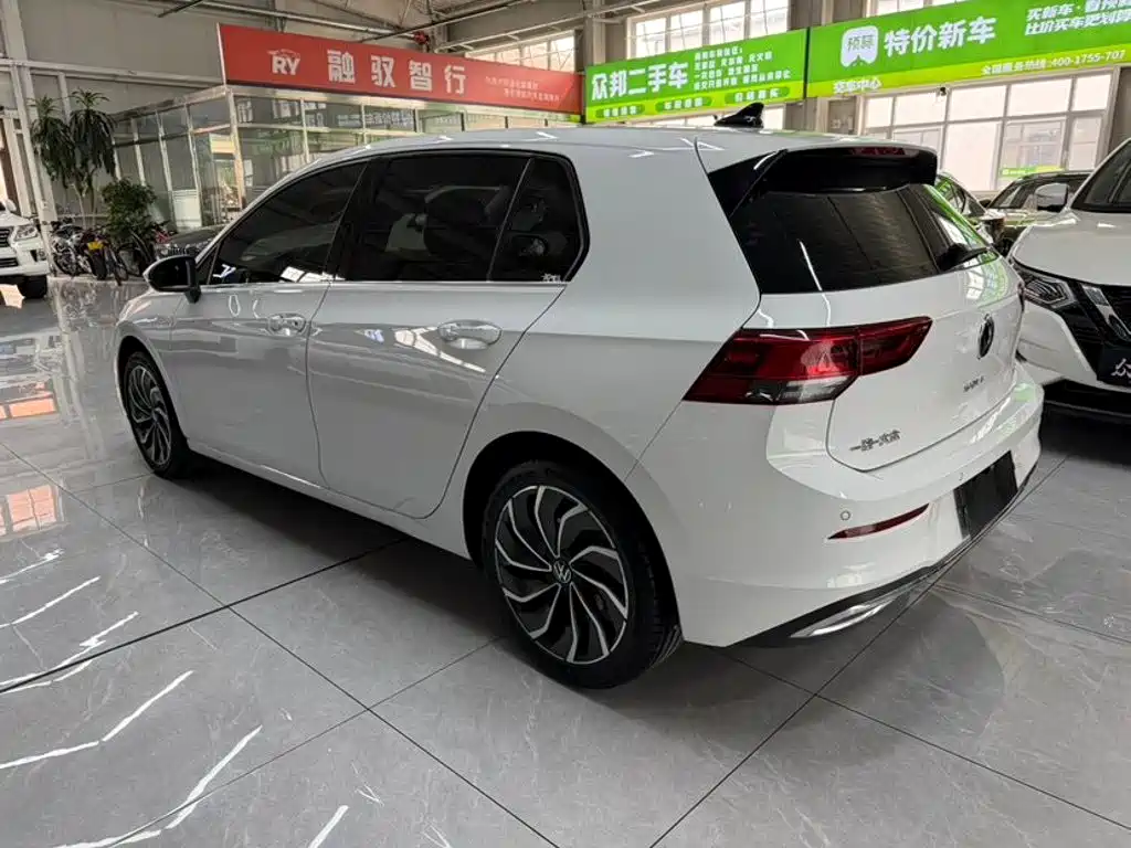 Volkswagen Golf — миниатюра 6