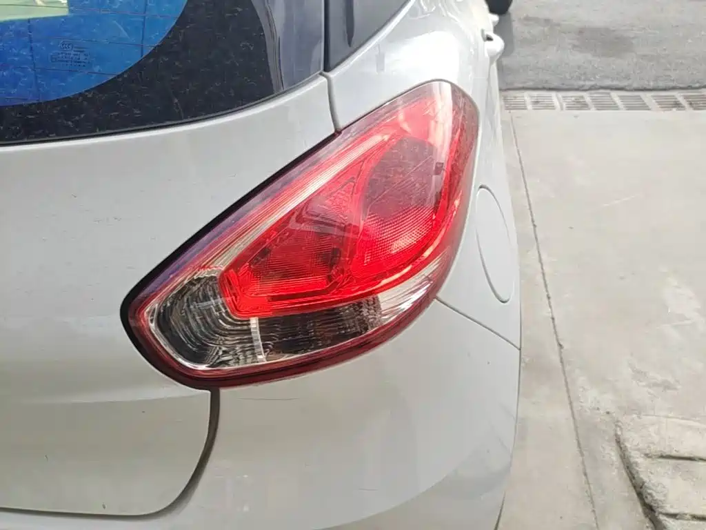 Baojun 310 — миниатюра 8