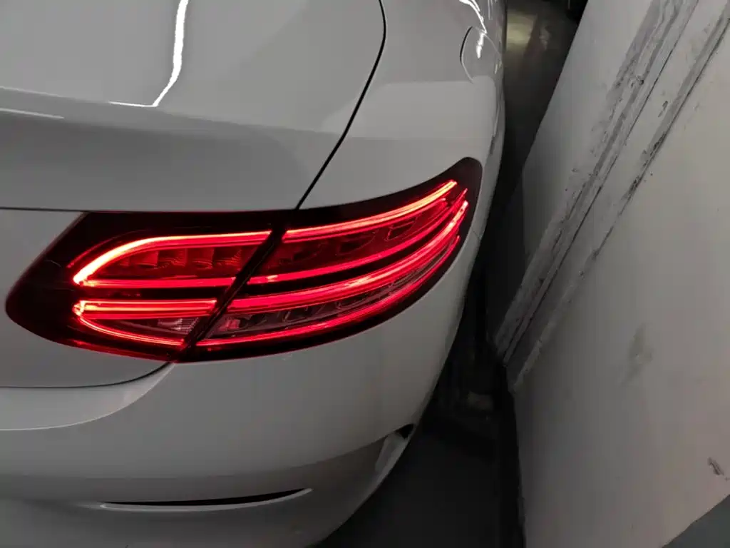 Mercedes-Benz C-Class (Import) — миниатюра 8