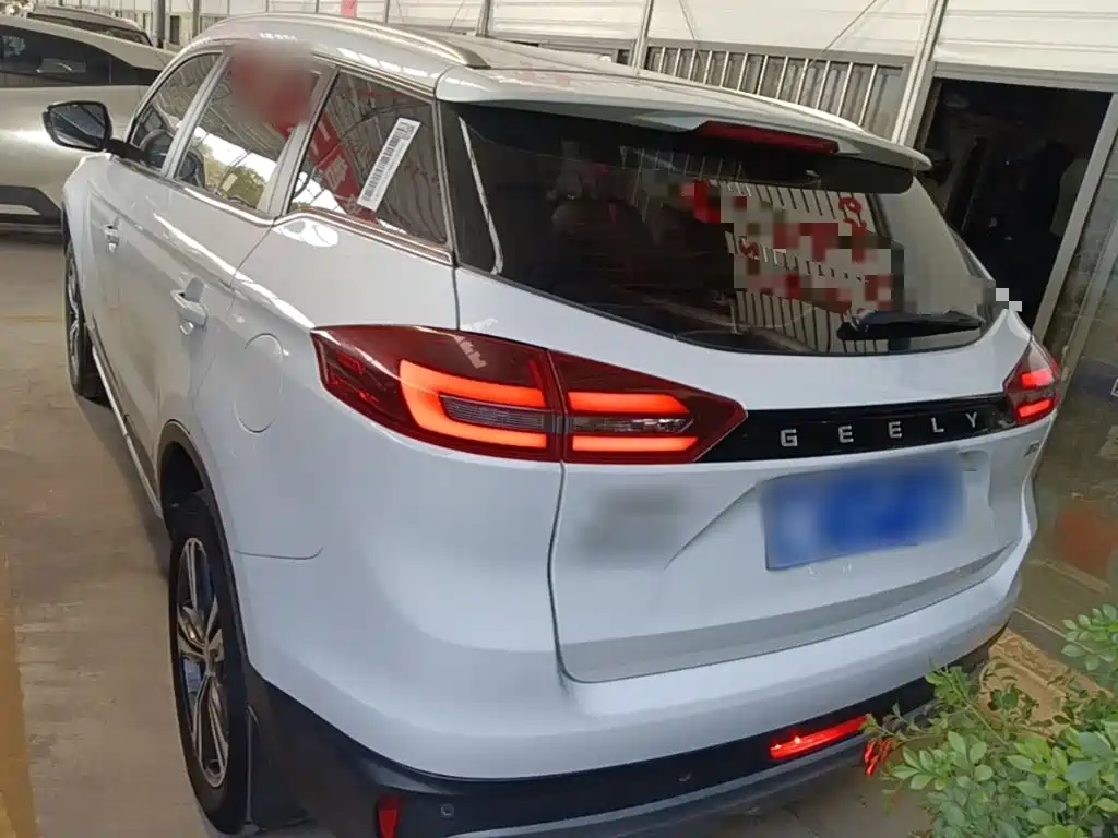 Geely Boyue — миниатюра 6