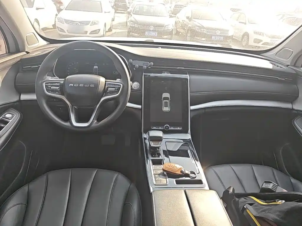Roewe RX5 MAX — миниатюра 10