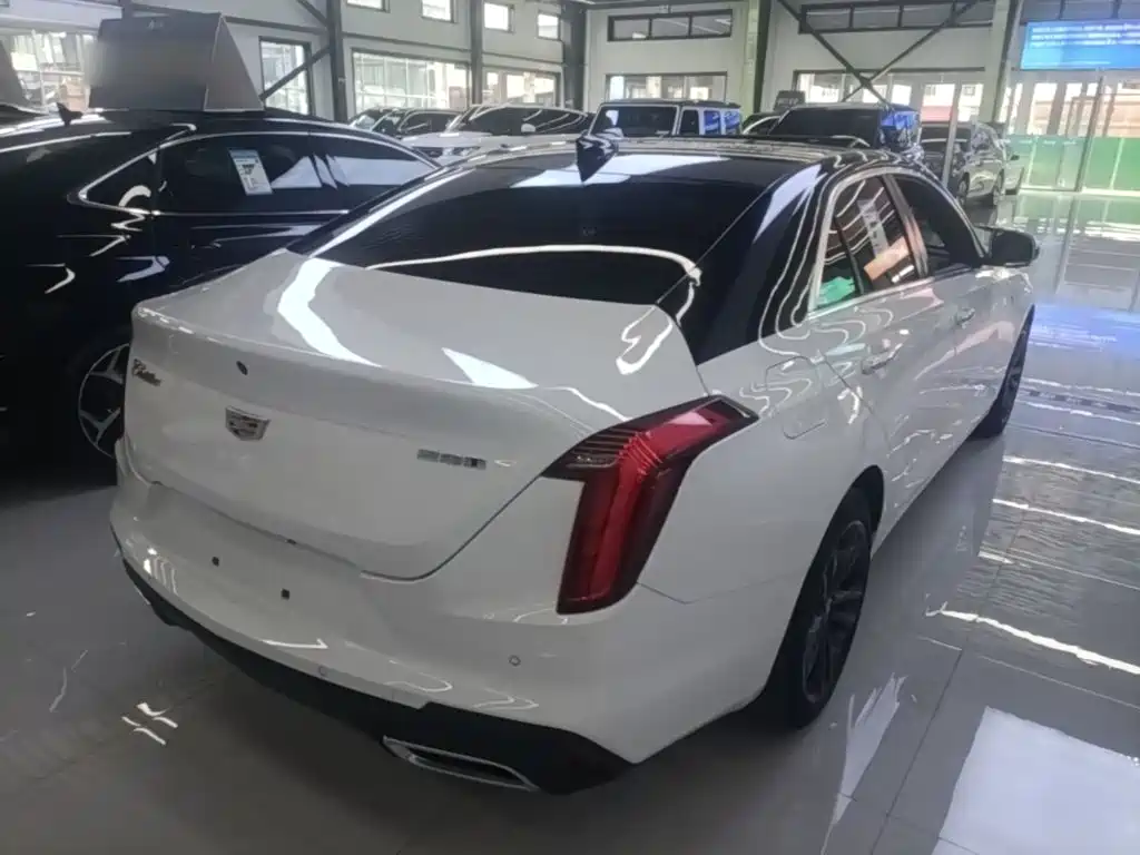Cadillac CT4 — миниатюра 7