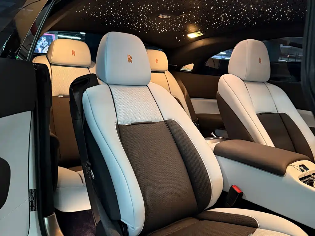 Rolls-Royce Wraith — миниатюра 3