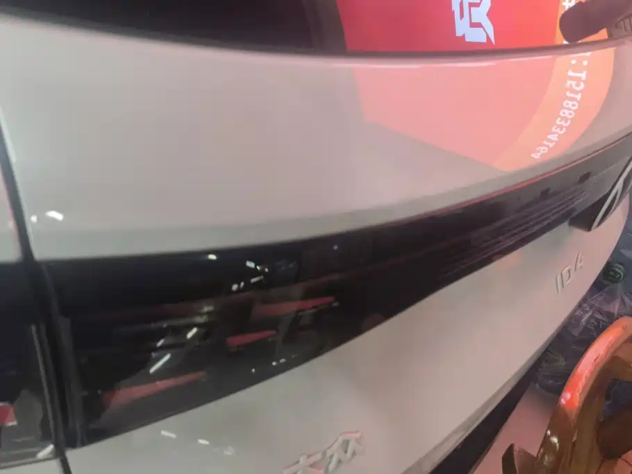 Volkswagen ID.4 Crozz — миниатюра 4