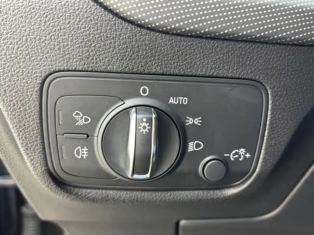 Audi Q2L — миниатюра 14