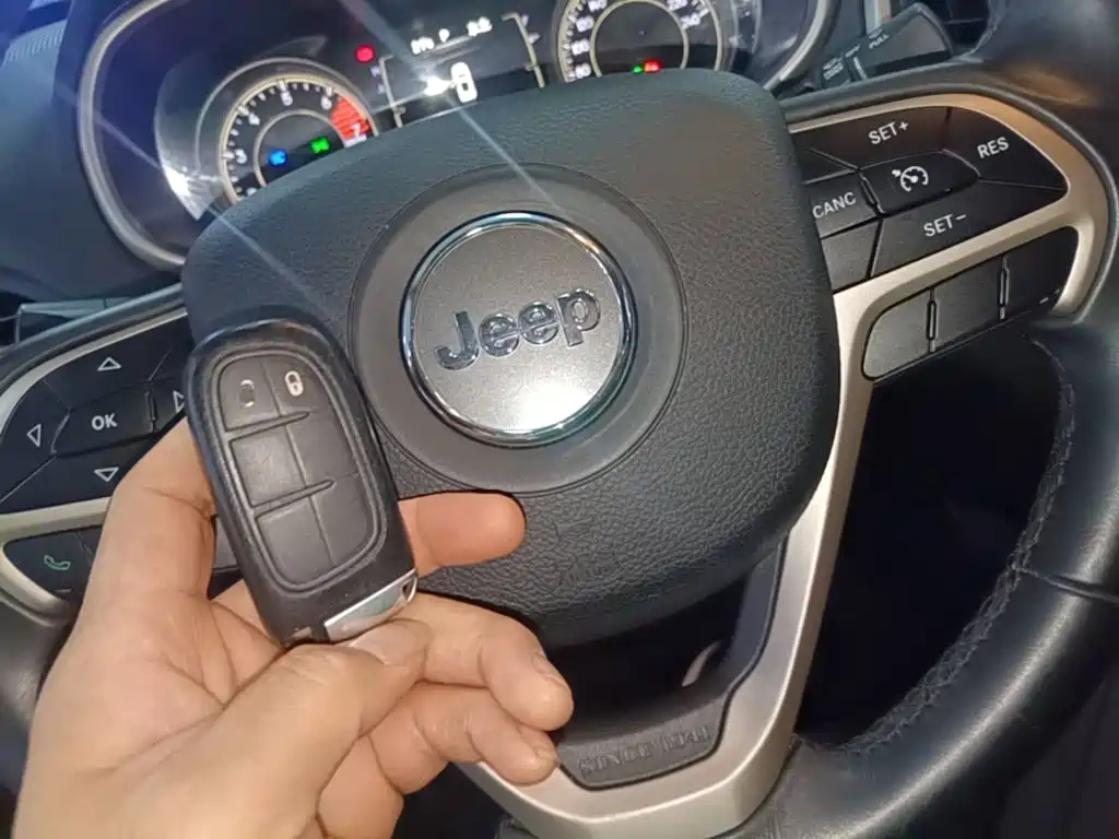 Jeep Cherokee — миниатюра 9
