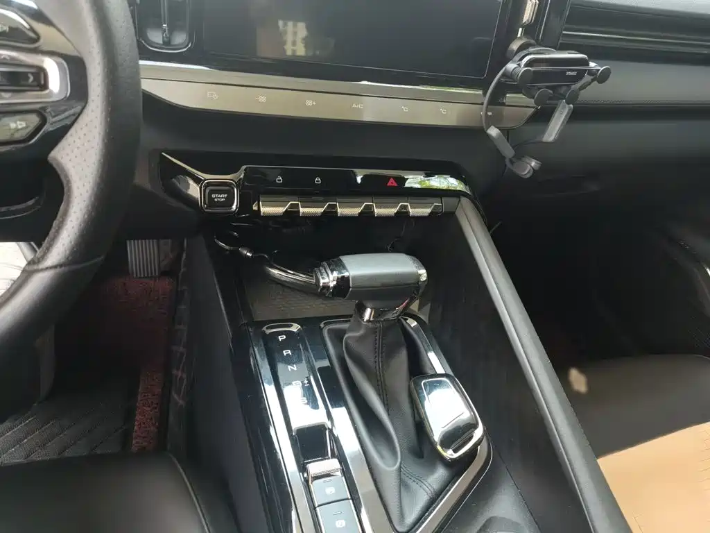 Baojun Valli — миниатюра 6