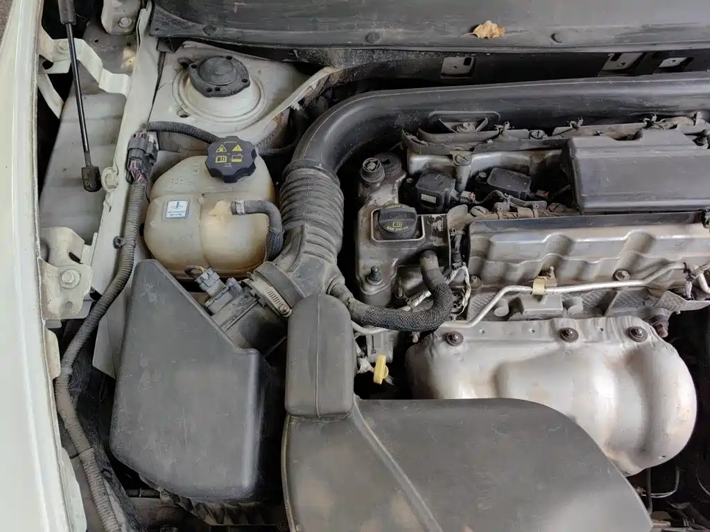 Jeep Cherokee (Import) — миниатюра 18