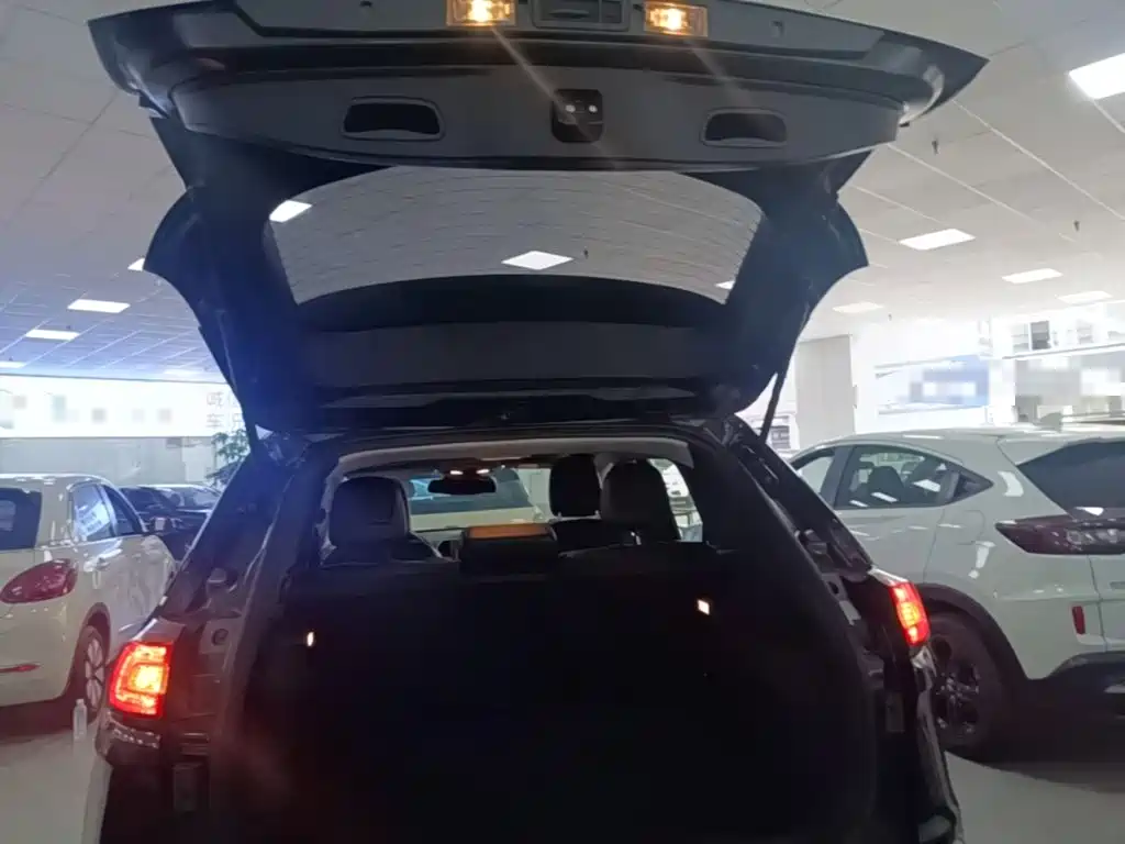 Jeep Cherokee — миниатюра 19