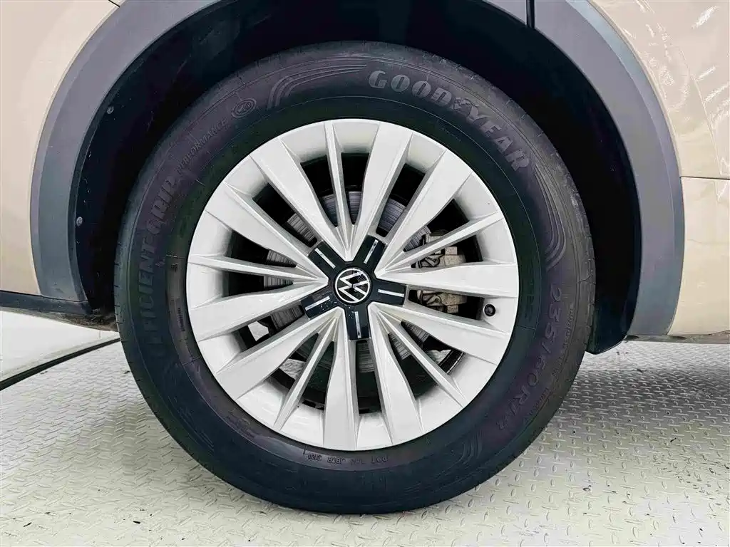Volkswagen Viloran — миниатюра 21